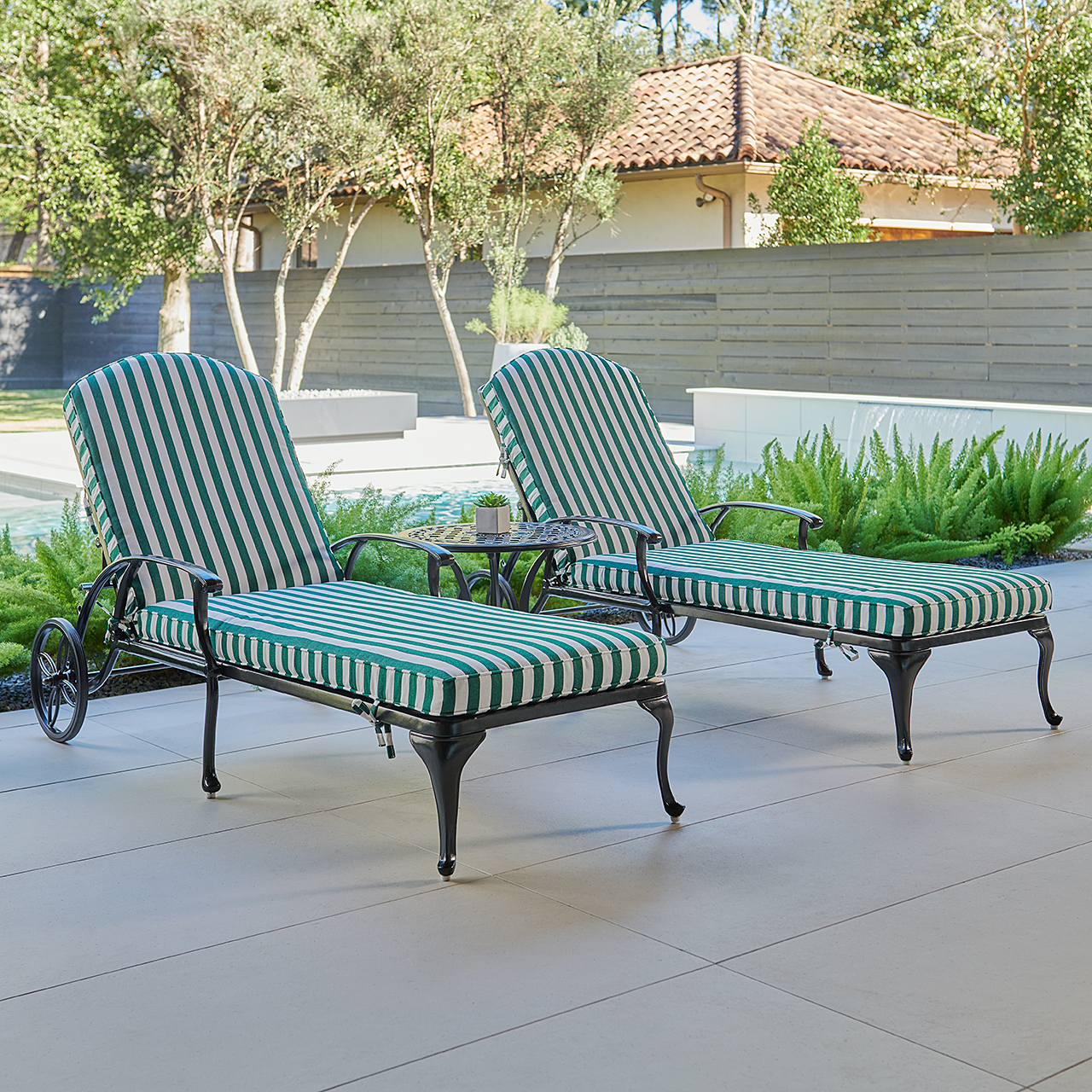 Tivoli Matte Black Cast Aluminum with Cushions 3 Piece Chaise Lounge Set + 22 in. D Side Table (Mason Forest Green)