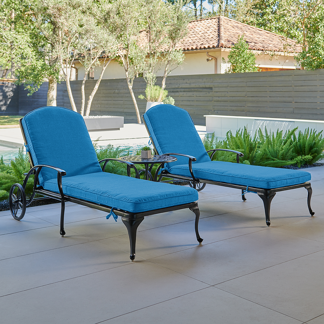 Tivoli Matte Black Cast Aluminum with Cushions 3 Piece Chaise Lounge Set + 22 in. D Side Table (Canvas Regatta)