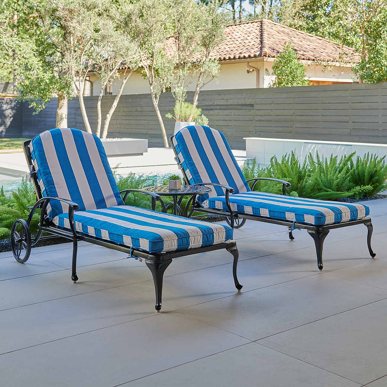 Tivoli Matte Black Cast Aluminum with Cushions 3 Piece Chaise Lounge Set + 22 in. D Side Table (Cabana Regatta)