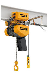 Advanced Operations: The 20' Lift-Capacity 1/2 Ton EQM005SD-SD Electric Chain Hoist with Motorized Trolley