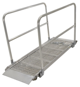 Vestil Aluminum Grip-Strut Walk Ramps with Handrails - 85 In. x 29-3/8 In. 2800 lb - Silver