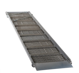 Vestil Aluminum Grip-Strut Walk Ramps - 120-1/4 In. x 29-3/8 In. 2200 lb - Silver