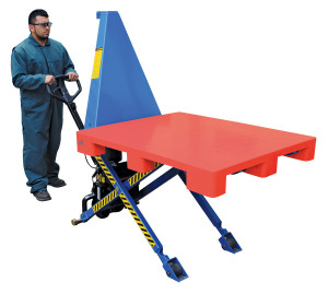 Vestil Steel Dual Power Tote Lifter Charger - 67 In. x 26-3/4 In. x 50-1/2 In. 2200 lb - Blue