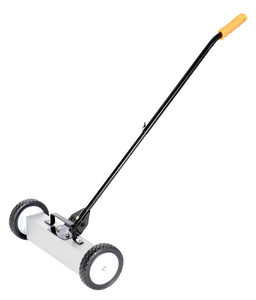 Vestil Aluminum Magnetic Sweeper Handle Release - 32 In. x 23 In. x 31 In. 30 lb - Silver
