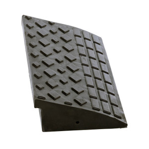 Vestil Heavy Duty Rubber Corner Ramp Rectangular - 9-11/16 In. x 23-5/8 In. x 3-5/8 In. 4000 lb - Black