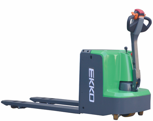 EKKO EPC30A Center Controlled Rider Pallet Truck   5,000 lb Capacity