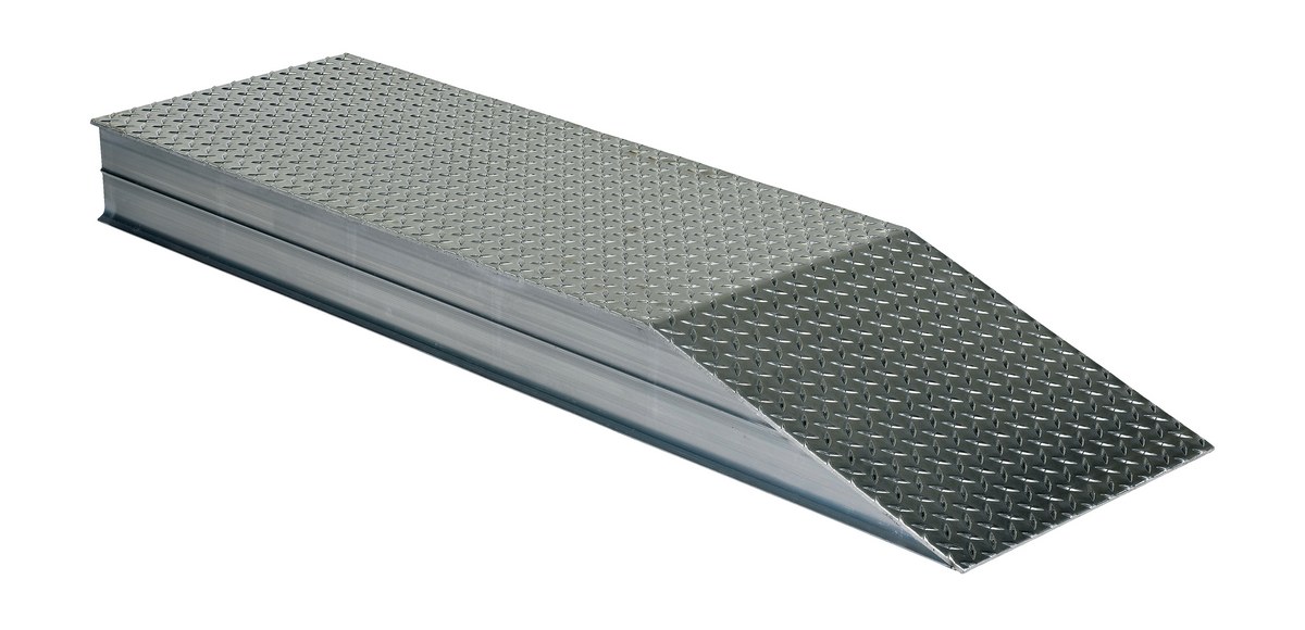 Vestil Aluminum Heavy Duty Wheel Riser - 108 In. x 18 In. x 7-7/8 In. 30000 lb - Silver