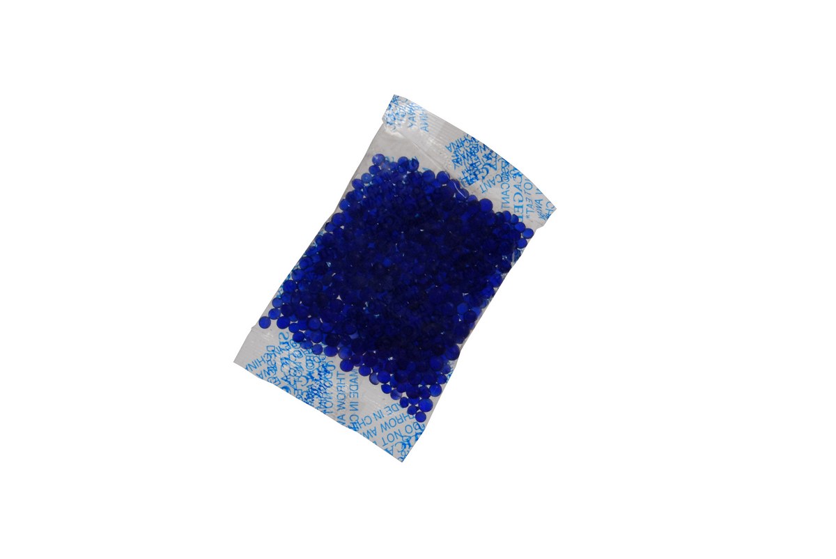 Vestil Moisture Absorbing Blue Silica Gel - 600 Pack 2-3/4 In. x 1-17/20 In. x 1/8 In. - Blue