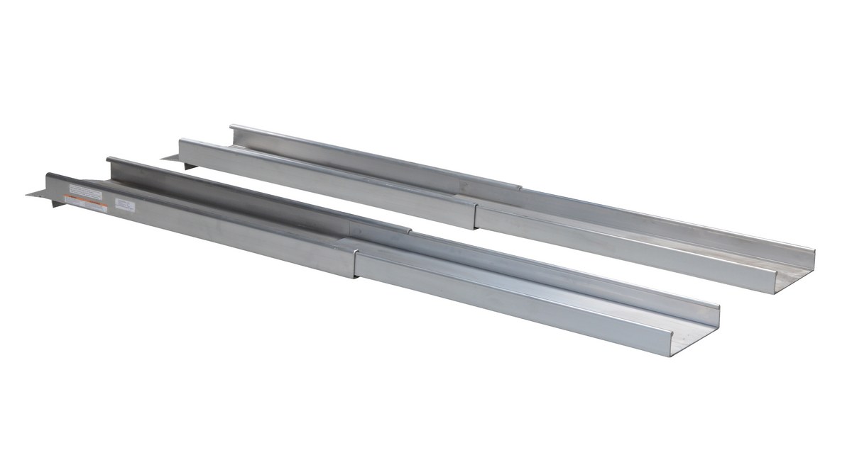 Vestil Extruded Aluminum Wheelchair Ramp Light Telescopic - 72 In. Usable Length 550 lb - Silver
