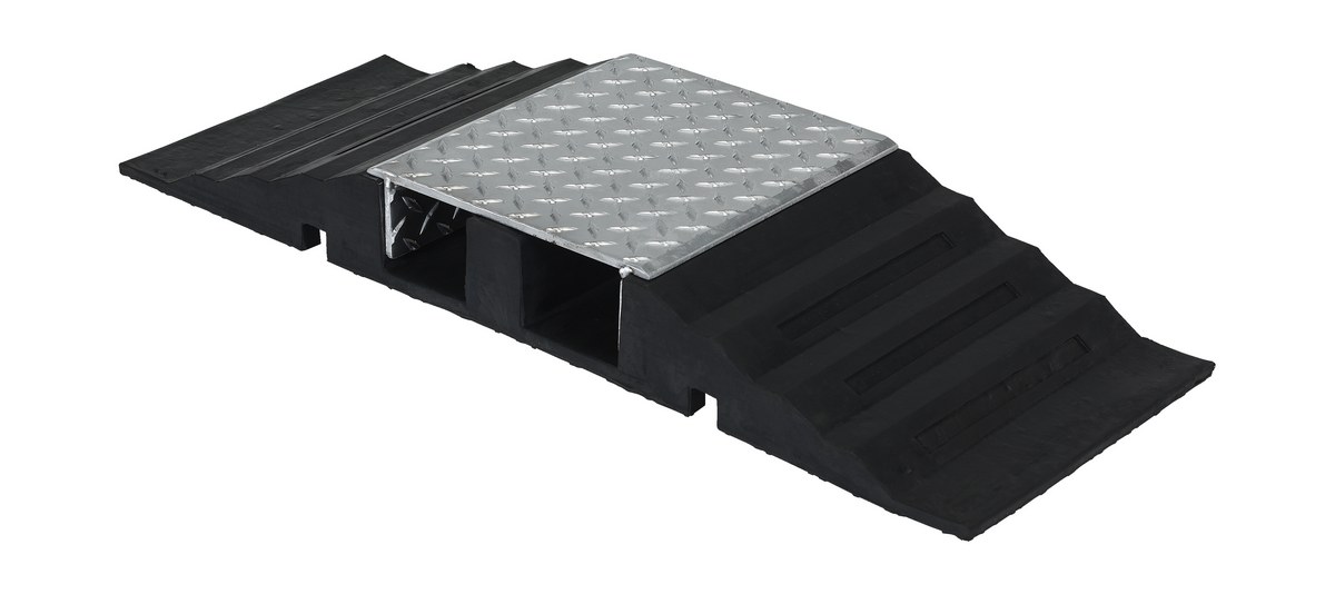 Vestil Aluminum Rubber Hose/Cable Crossover Bridge - 32-5/8 In. x 12 In. x 3-13/16 In. 2400 lb - Black