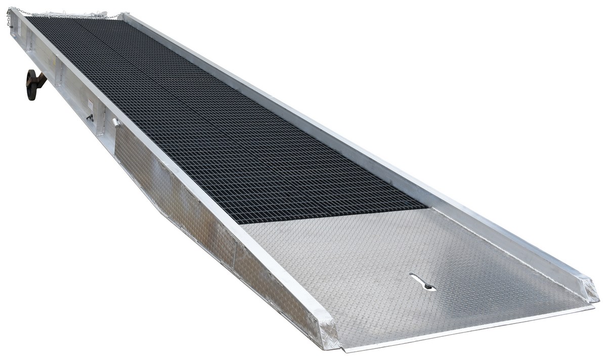Vestil Aluminum/Steel Yard Ramp Grating - 74 In. x 30 Ft. 30,000 lb - Silver