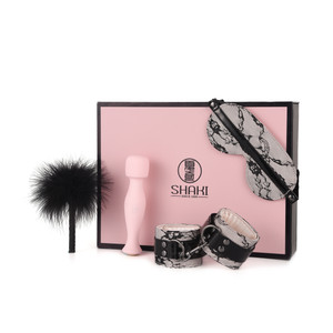 225568 - Passion Kit - Chantilly 225568 - Passion Kit - Chantilly