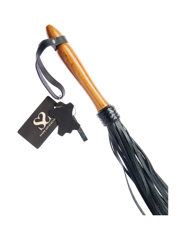 245051 - Bound X Textured Leather Flogger With Wooden Handle