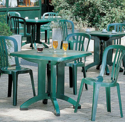 Grosfillex® Outdoor Tables & Chairs