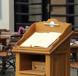 Hostess Stations / Lecterns