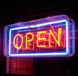Lighted & Neon Signs