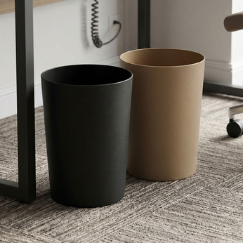 LodgMate 8 Qt. Round Wastebaskets