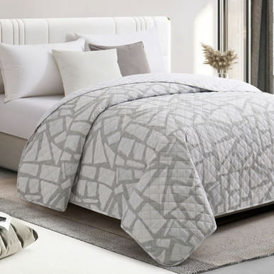 Regions Pinsonic Quilted Coverlet - Twin 72"x96"