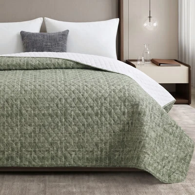 Hotel Coverlets