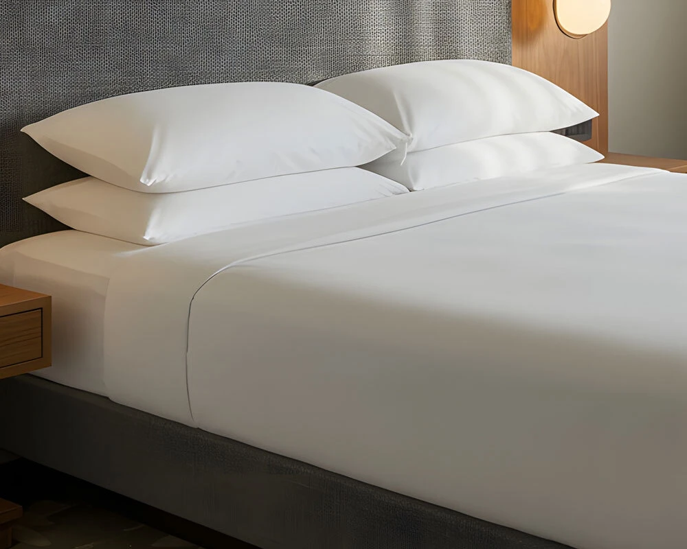 SmartStay White Sheets and Pillowcases - 144 Thread Count