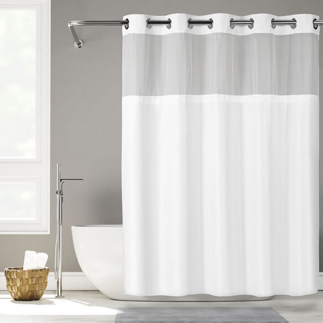 Hotel Shower Curtains 101: Material Differences, Washability and Housekeeping Efficiency