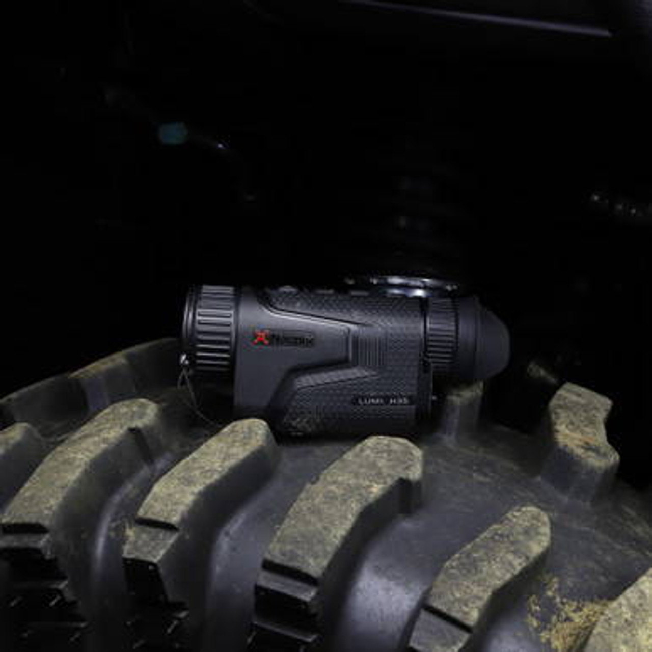 Nocpix LUMI (H35) 640x512 2.5X Base Mag | Dark Night Outdoors