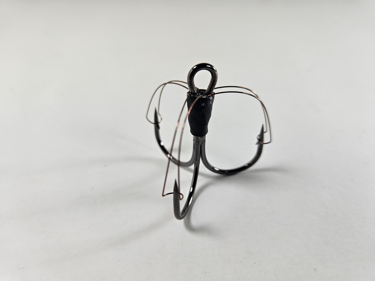 Weedless Treble Hooks - Round Bend - Muntz Angling Weedless Treble Hooks - Round Bend - Muntz Angling