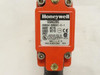 Honeywell GSAC20C; Pre-Wired Safety Limit Switch; 2NO/2NC
