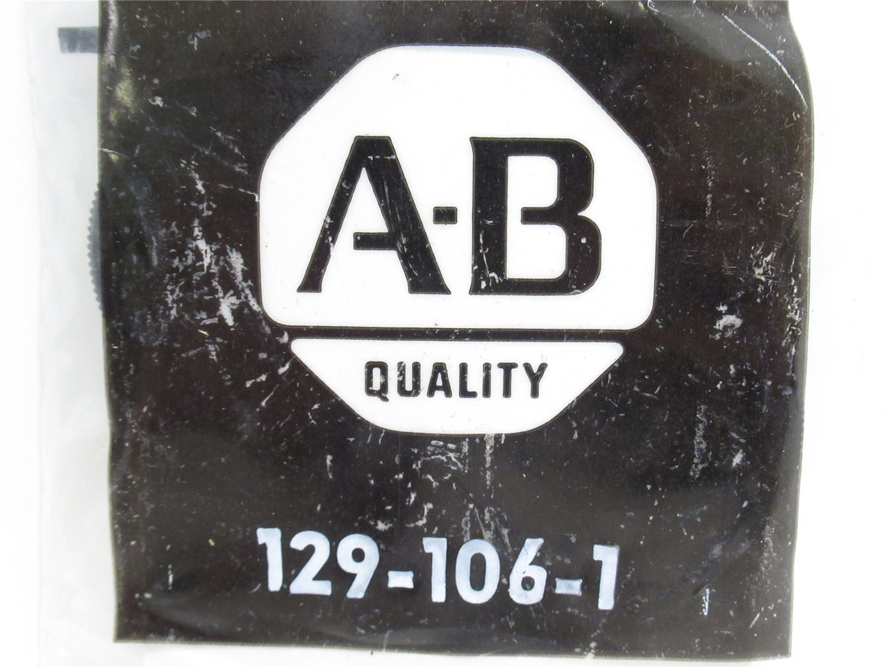 Allen-Bradley 129-106-1; Ser: 6000 Photo Sensor Mounting Kit