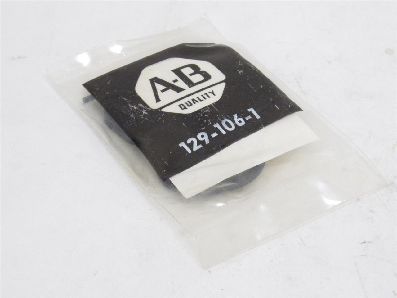 Allen-Bradley 129-106-1; Ser: 6000 Photo Sensor Mounting Kit