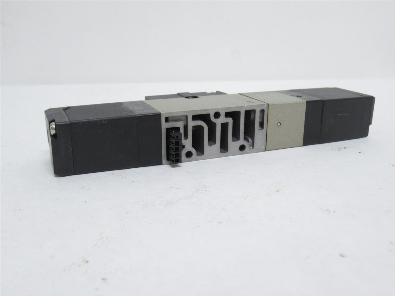 SMC NVFS2500-5FZ; Solenoid Valve; 0.15-1.0MPa