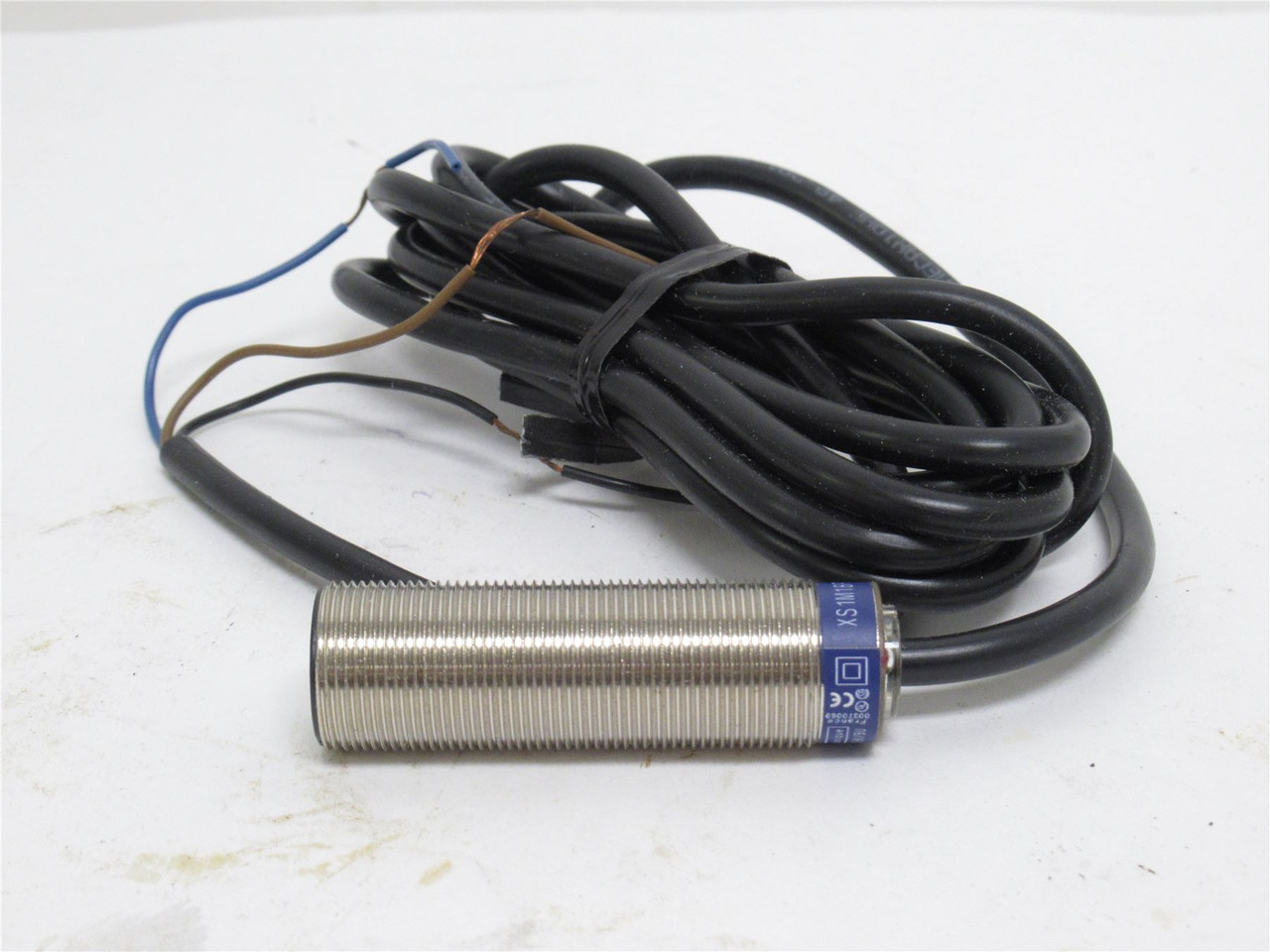 Telemecanique XS1M18PA370; Prox Sensor; 12-48VDC; NO NUTS