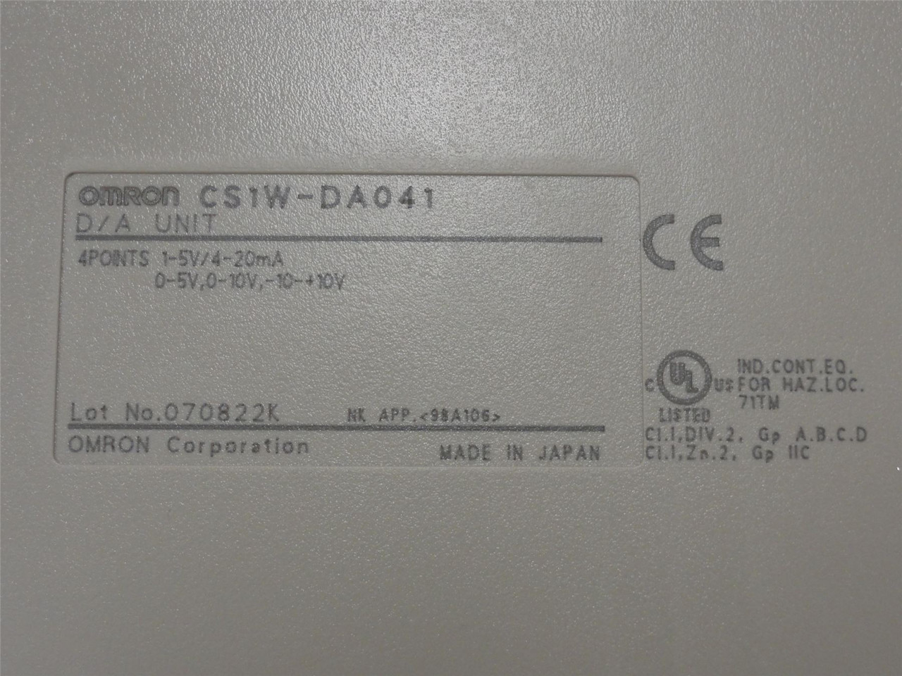 Omron CS1W-DA041; Output Module; 4-20mA; 5VDC; 26VDC