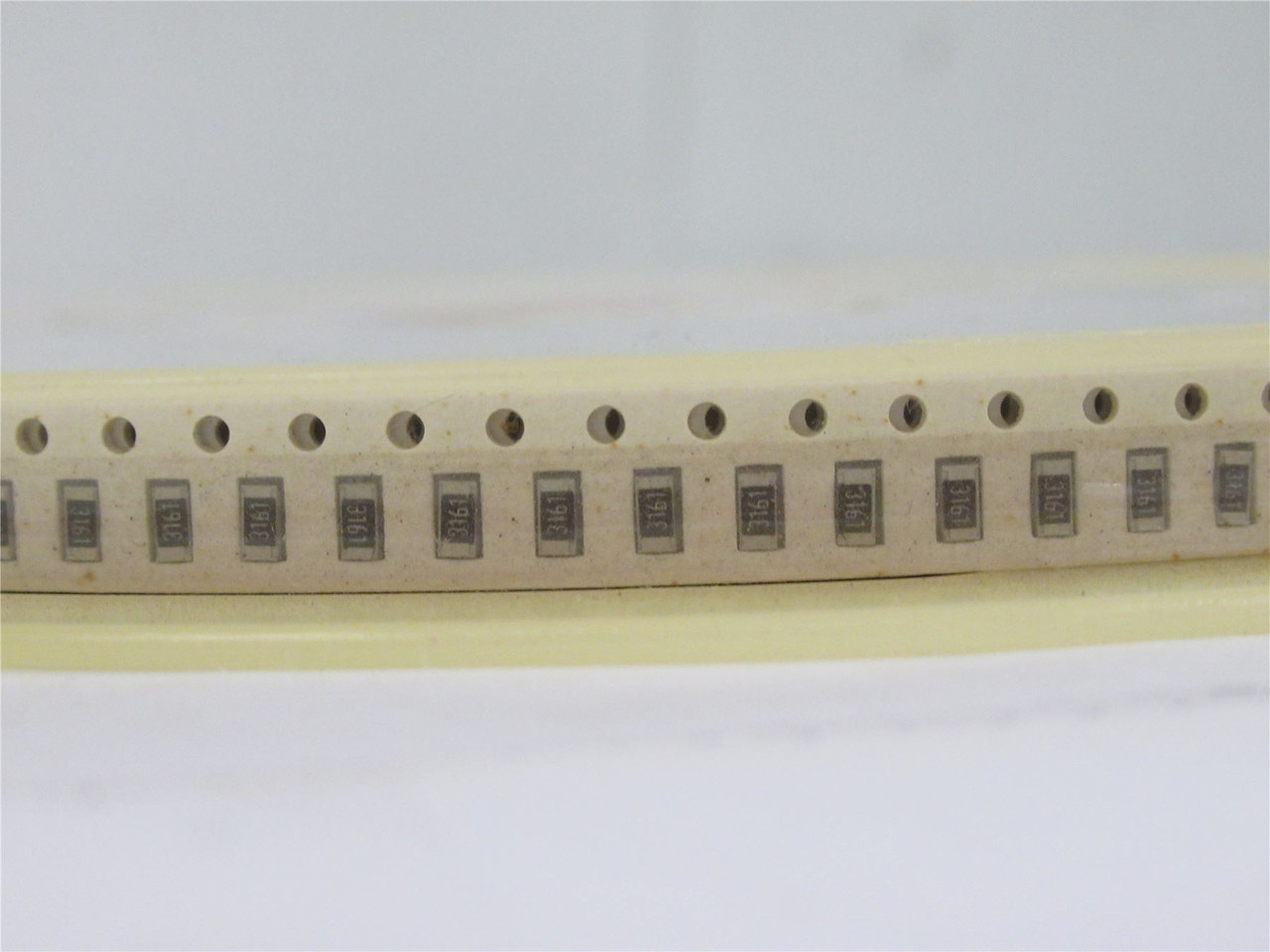 Venkel CR1206-8W-3161FT; Lot-4800 Chip Resistor;3.16Kohm