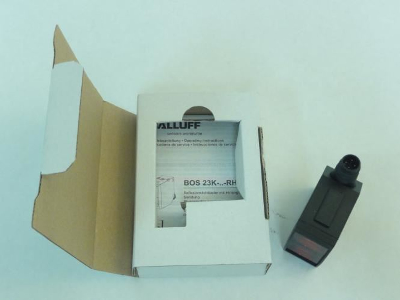 Balluff BOS0178; Photoelectric Sensor; 10-30VDC; 30mA