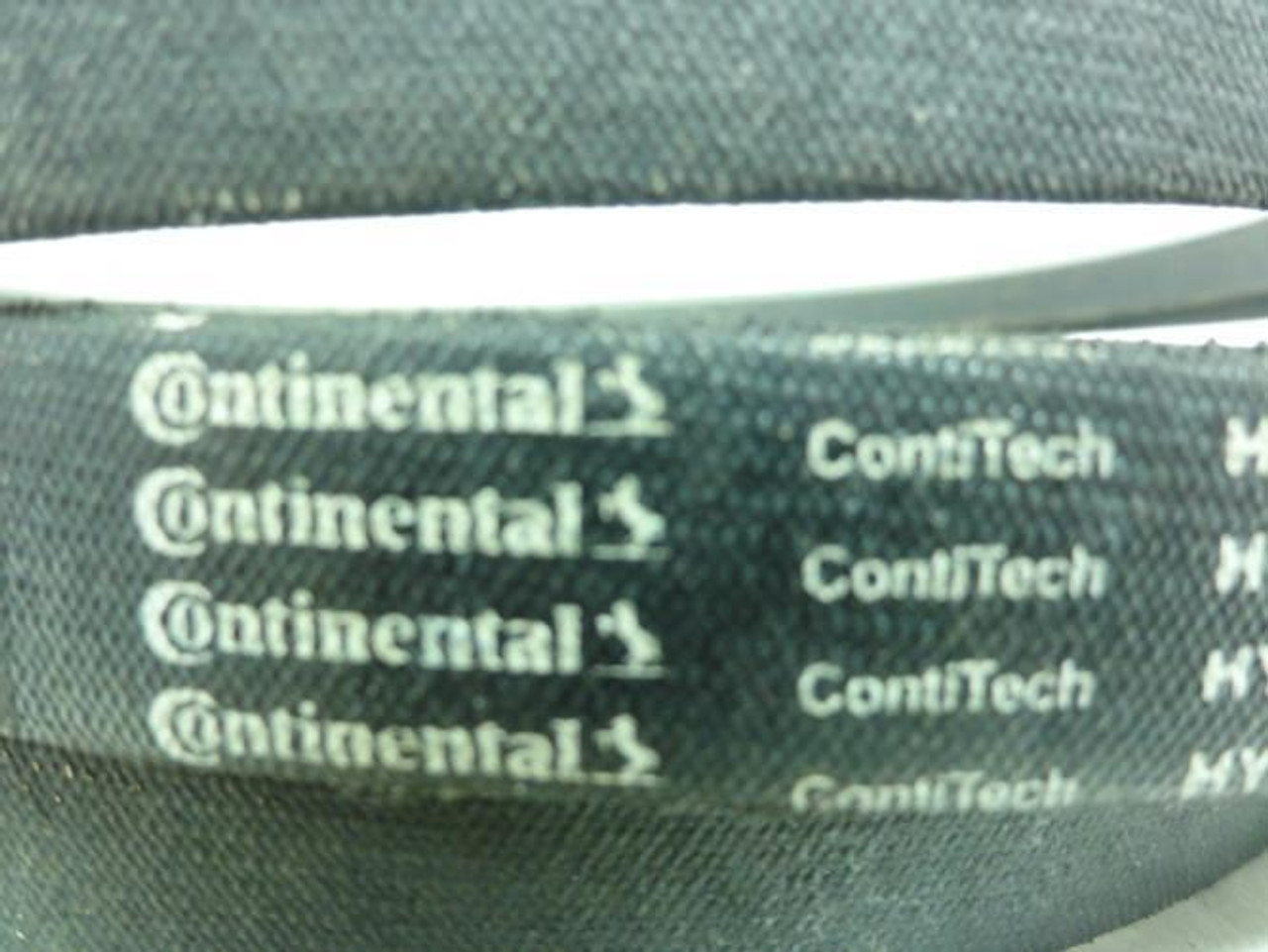 Continental B72; V-Belt; 0.6562" Top Width; 75" Outside Length