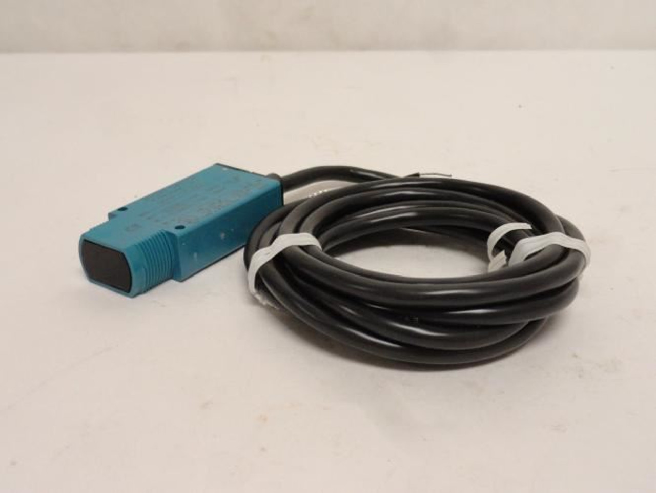 Honeywell MHP-R32L; Micro-Switch Photo Sensor; 10~30VDC; 2m Wire