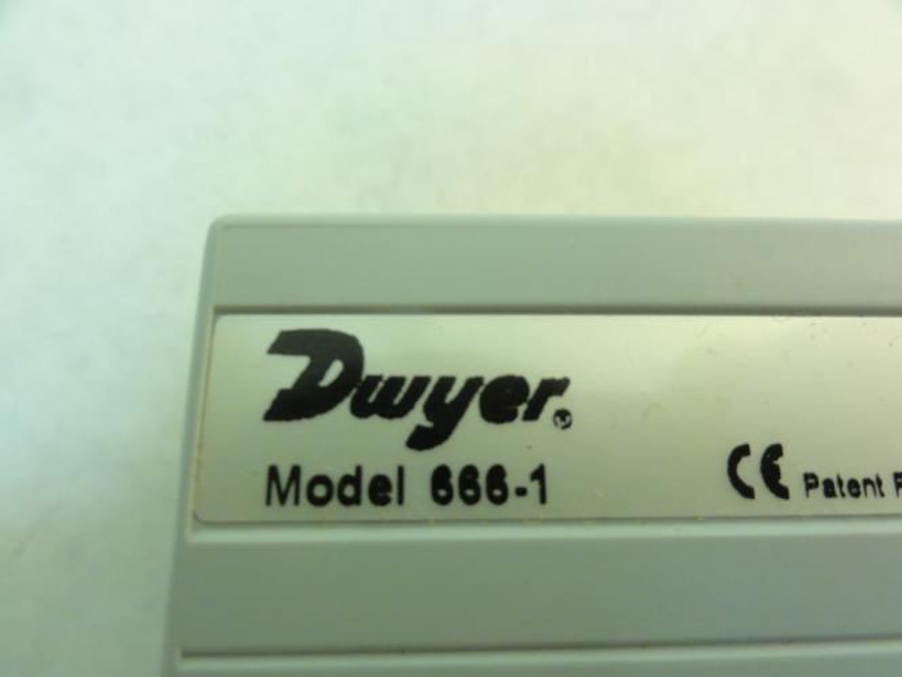 Dwyer 666-1; Pressure Transmitter; 0-0.1" WC; 24VDC