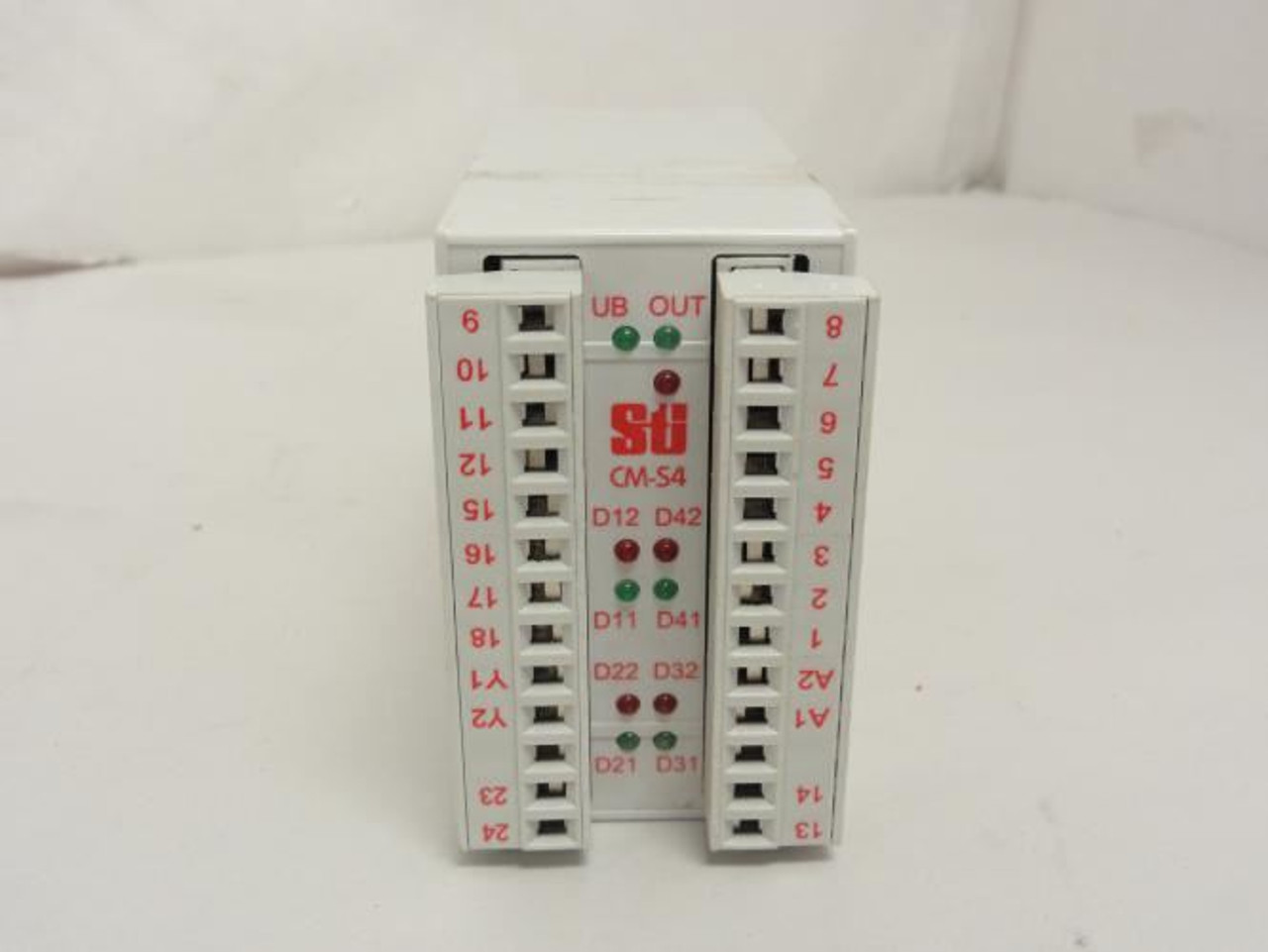Sti 44536-0040; CM Series Interlock Switch; 24VAC/DC; 1-3A