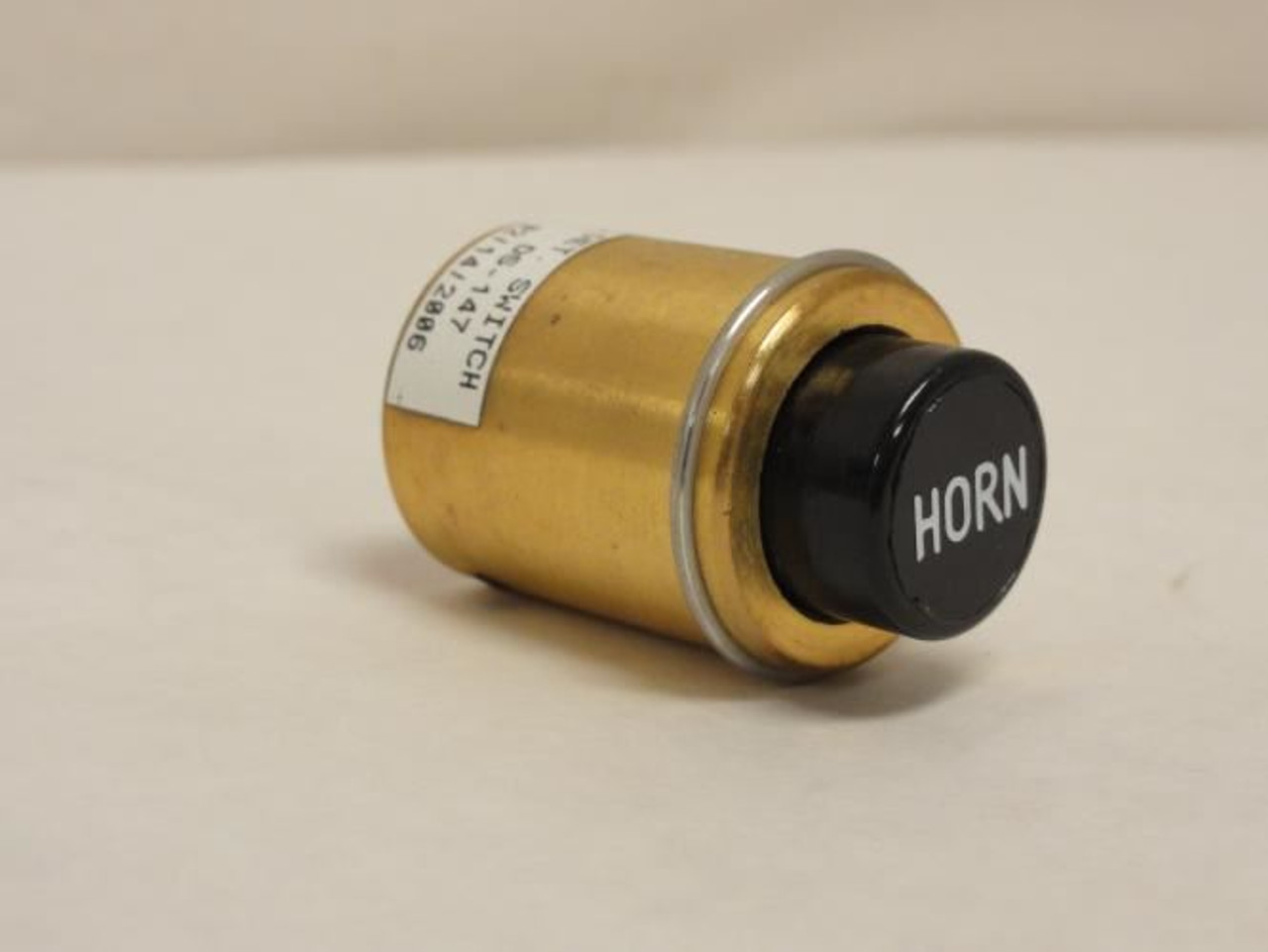 MFG- DS-147; Horn Switch; Momentary Contact; 2-Wire