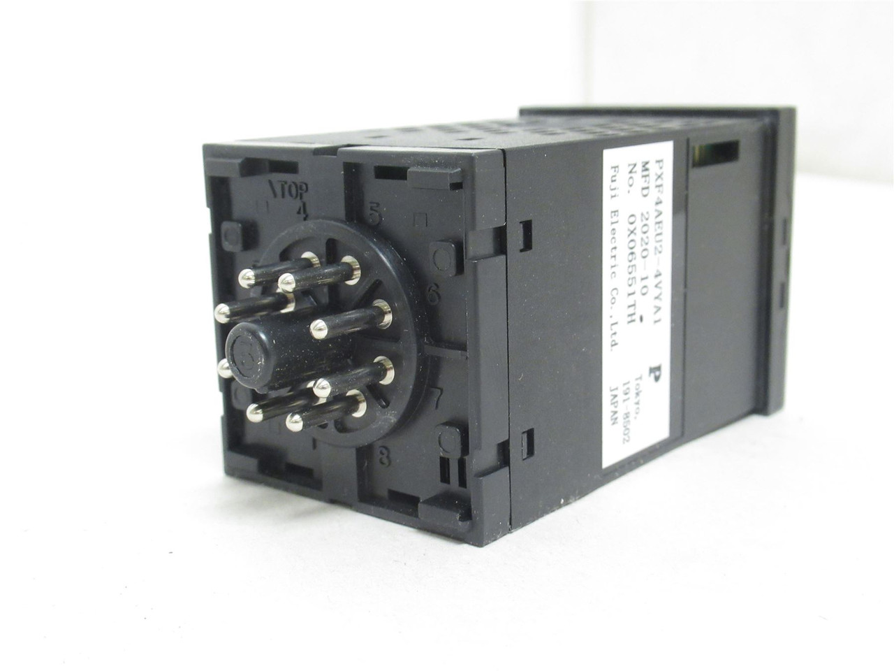 Fuji PXF4AEU2-4VYA1; Temp Controller 100-240VAC; IP66
