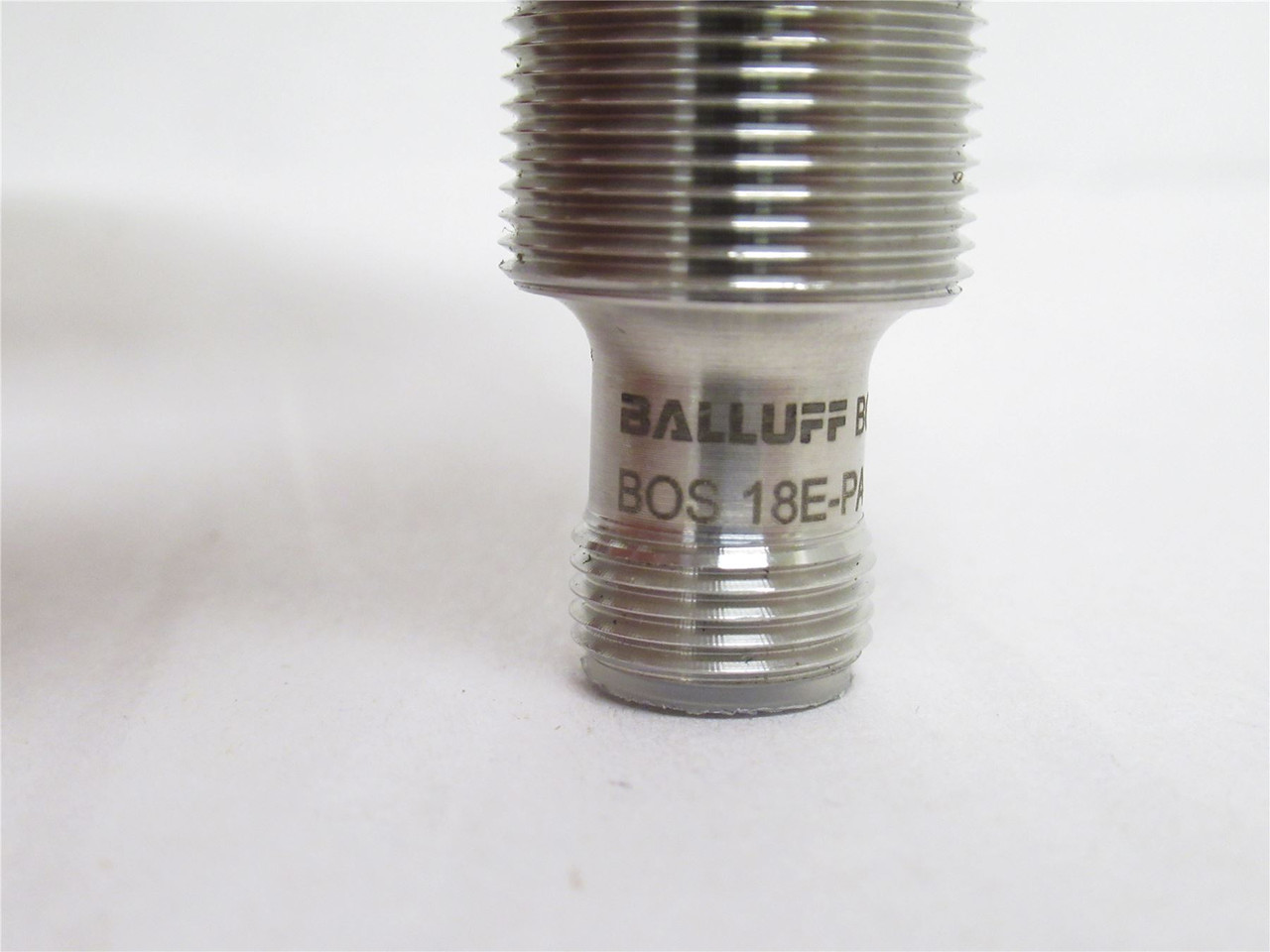 Balluff BOS18E-PA-RE30-S4; Photo Sensor BOS023W; 10-30VDC
