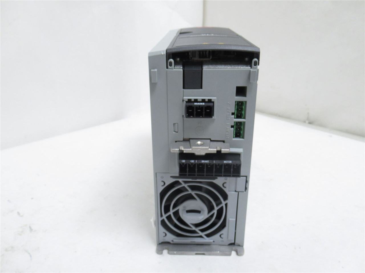 Danfoss 131B0027; Frequency Converter 380-500VAC; 3/4HP