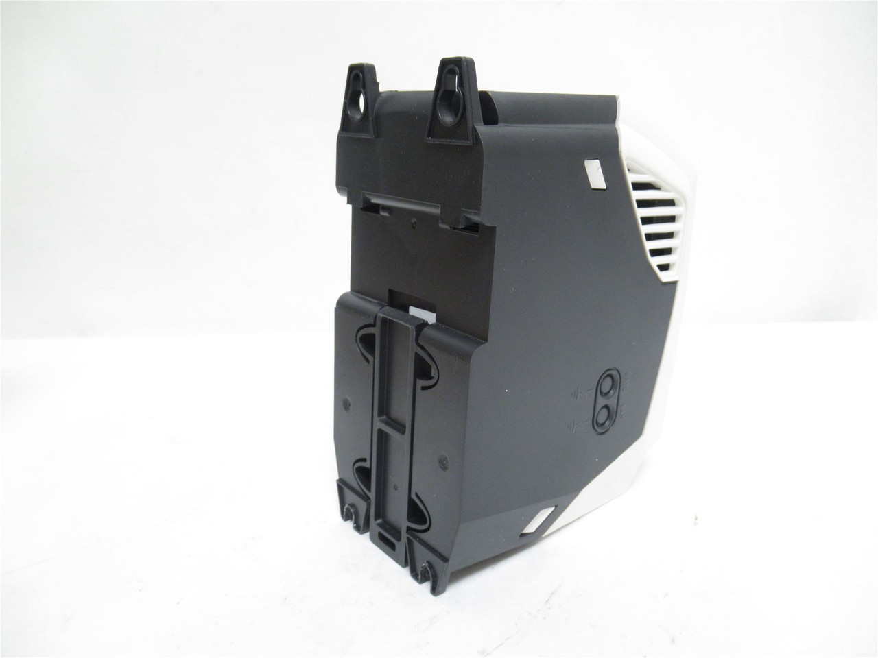 Bardac E3-140022-3012; AC Drive; 1HP 380-480VAC; 4A; 3Phase