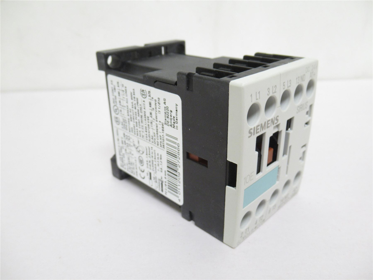 Siemens 3RT1017-1BB41; Contactor; 12A; 3P; 600VAC Coil: 24VDC