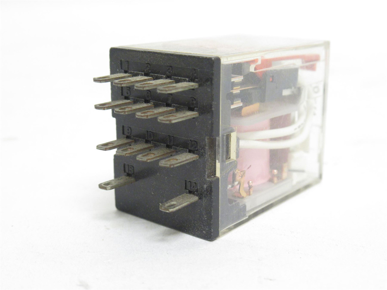 Omron MY4N-220/240AC; Relay 5A; 250VAC/30VDC; Coil: 220/240VAC