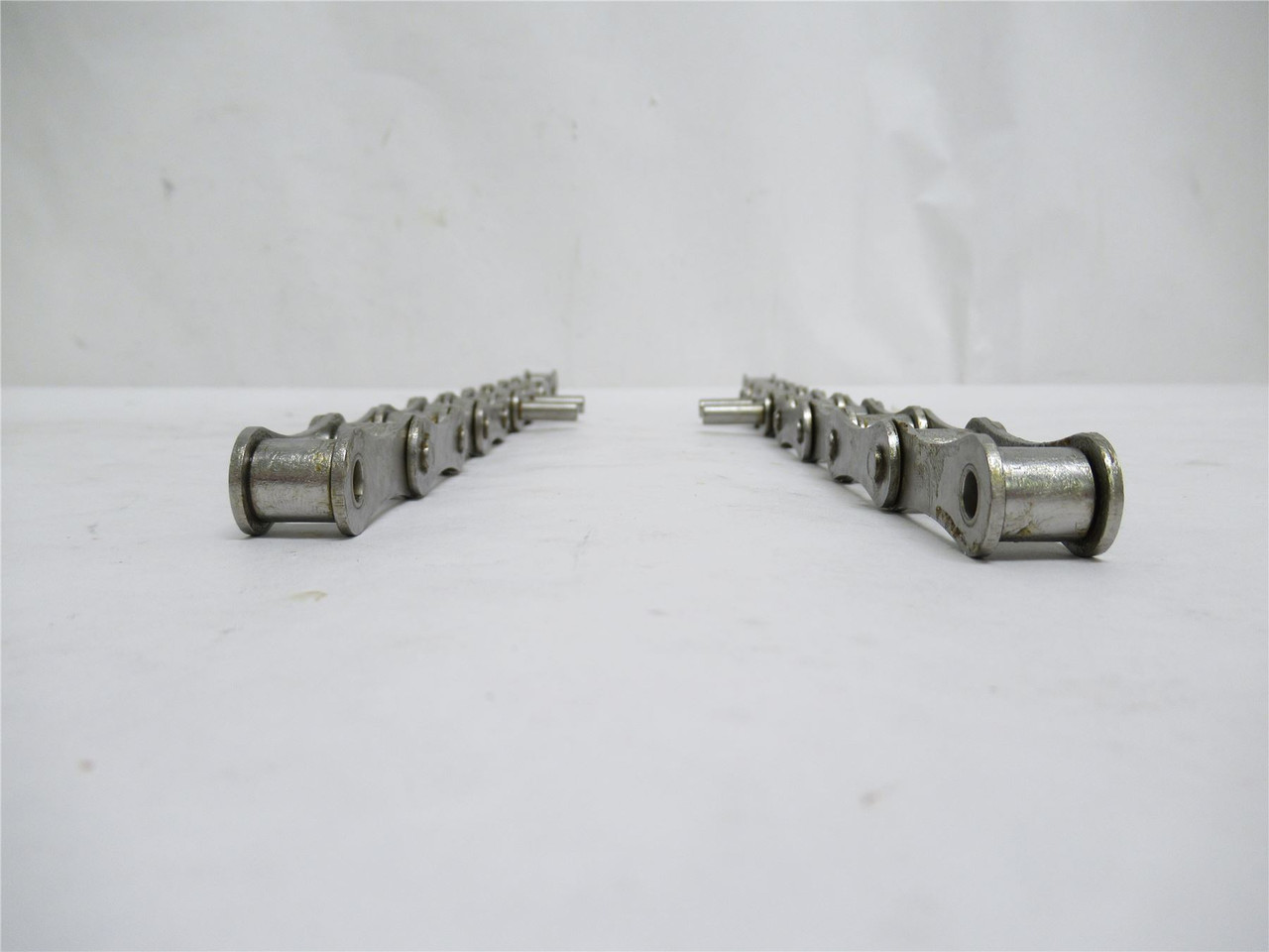 Baader 37290244; Lot-2 Roller Chain; 28" total