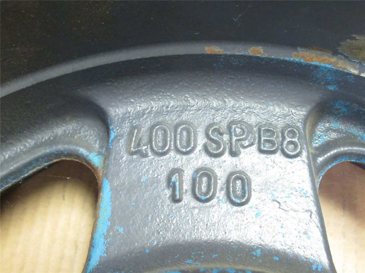 MFG- 400SPB8 100; V-Belt Pulley; W/Taper Bushing; 8 Groove