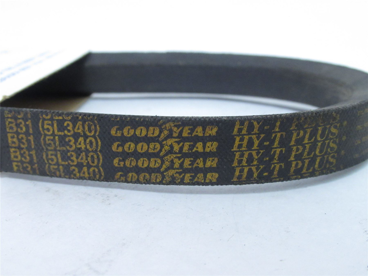 GoodYear B31; V-Belt; 34" Outside Length; 21/32" Top Width