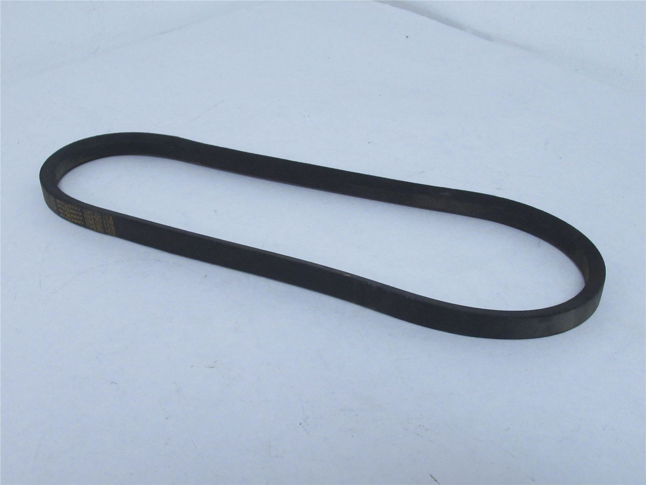GoodYear B31; V-Belt; 34" Outside Length; 21/32" Top Width